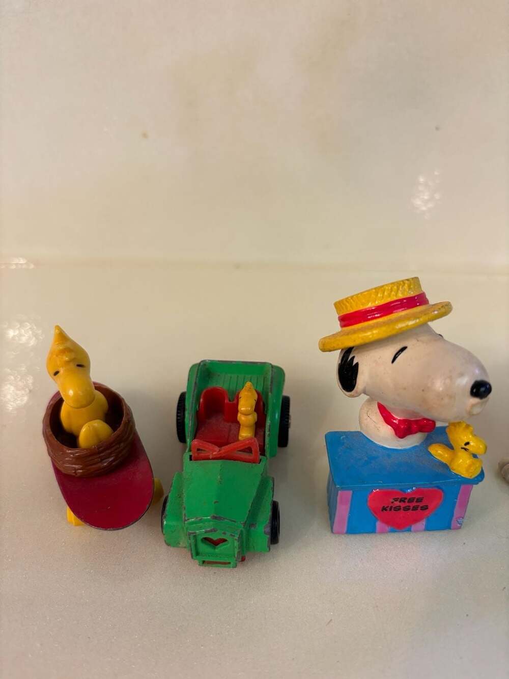 Vintage Peanuts Snoopy Figurine and Toy Car Set - Picture 2 of 5